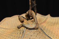 月蔓の透かし絵や青波海模様で風情ある球型吊り灯籠　DC8732