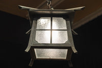 ダイヤガラス窓で煌びやかな角型吊り灯籠　DC8735