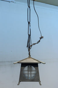 ダイヤガラス窓で煌びやかな角型吊り灯籠　DC8735