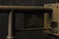 花柄透かし絵金具で趣き溢れるブラケット　DC8754