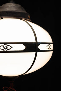 可愛らしい菊菱装飾金具を纏う雪洞型の電笠　DC8757