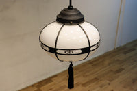 可愛らしい菊菱装飾金具を纏う雪洞型の電笠　DC8757