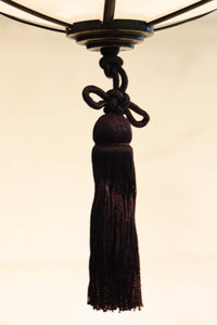 可愛らしい菊菱装飾金具を纏う雪洞型の電笠　DC8757