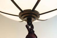 可愛らしい菊菱装飾金具を纏う雪洞型の電笠　DC8757