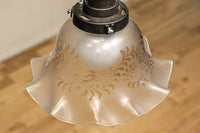 大正浪漫!! 柔らかなフリルの笠から優しい明かりが漏れる電笠　DC8759