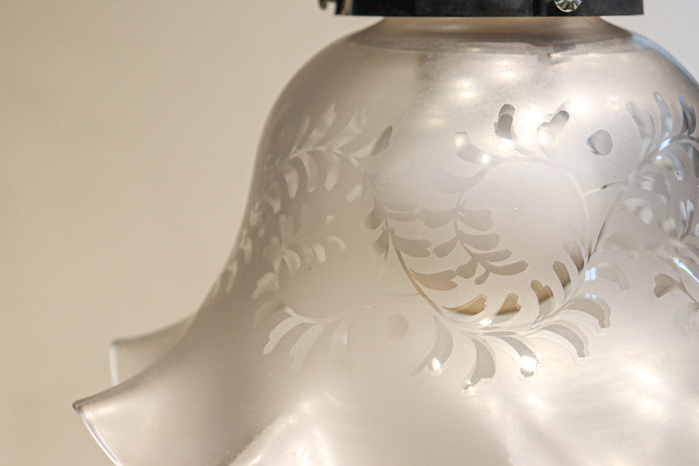 大正浪漫!! 柔らかなフリルの笠から優しい明かりが漏れる電笠 DC8759