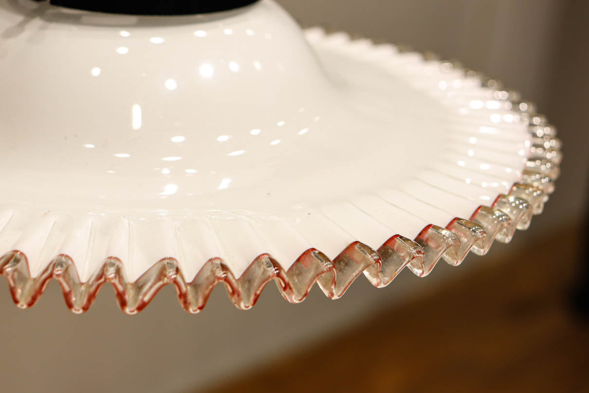 珍品‼下から見上げると赤の縁取りがモダンに輝く素敵な電笠　DC8761