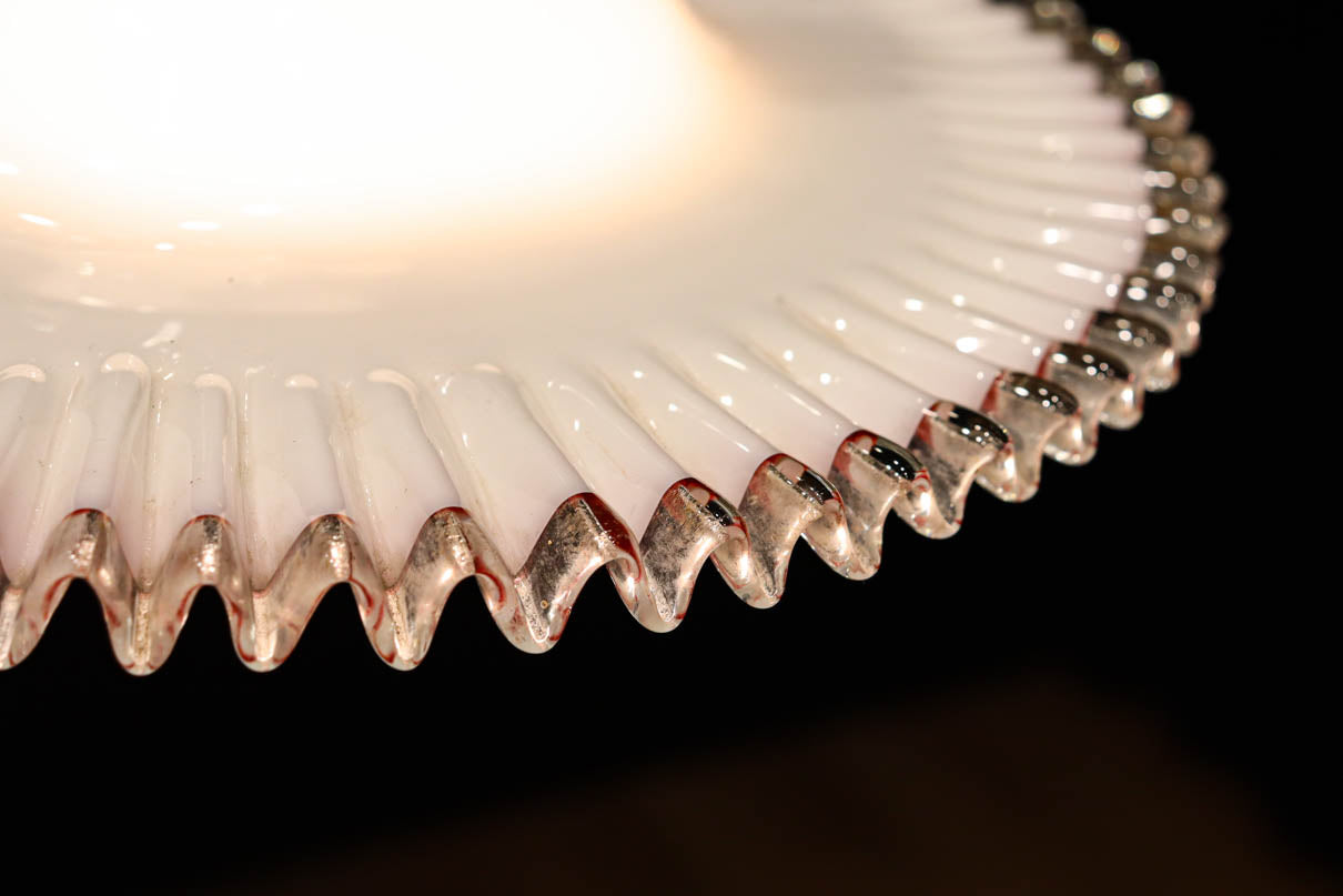 珍品‼下から見上げると赤の縁取りがモダンに輝く素敵な電笠　DC8761