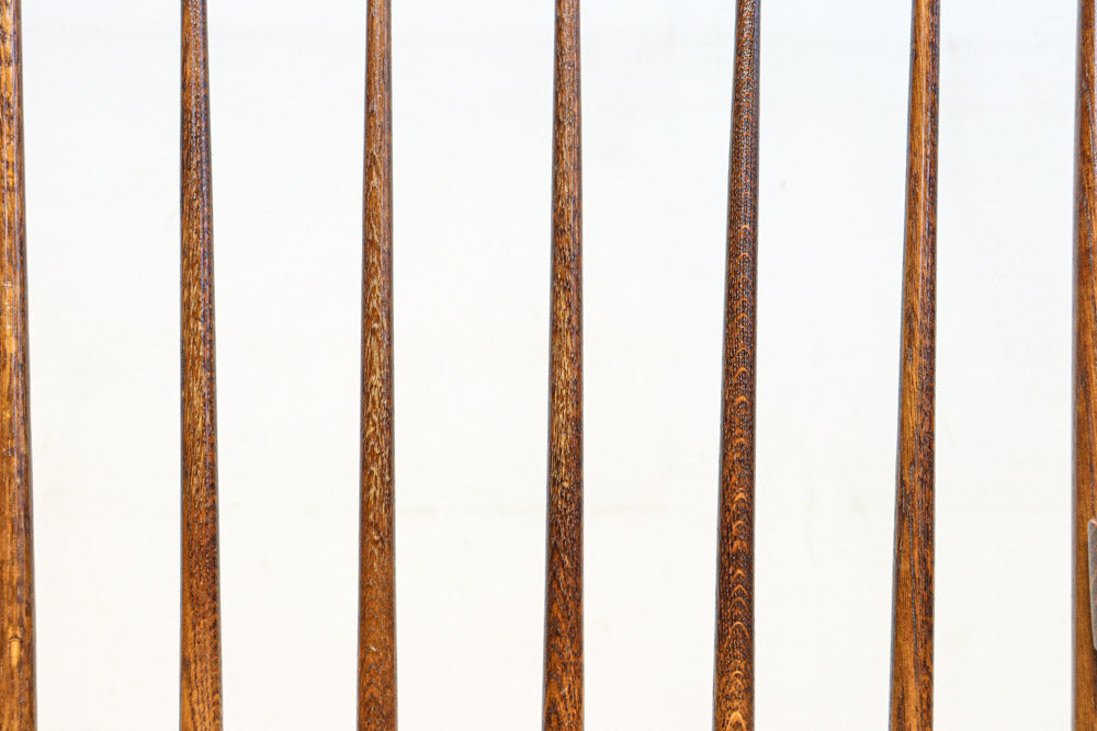 艶味を増した美しい色彩の風格漂うロッキングチェア　DC8765