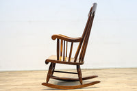 艶味を増した美しい色彩の風格漂うロッキングチェア　DC8765