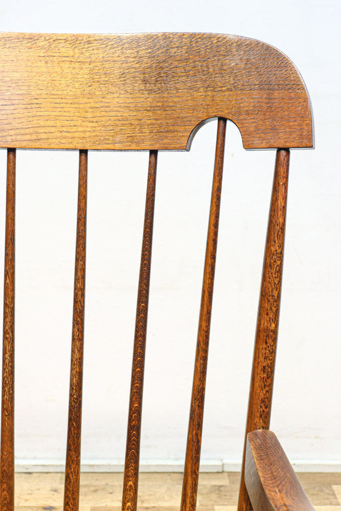 艶味を増した美しい色彩の風格漂うロッキングチェア　DC8765