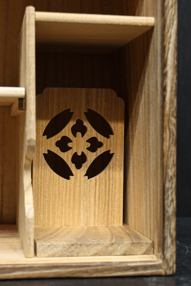 Antique tool box (tabi-Tansu) DC8771