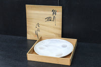 淡く色づく御本の模様が浮かぶ粉引大皿(共箱付き)　DC8778