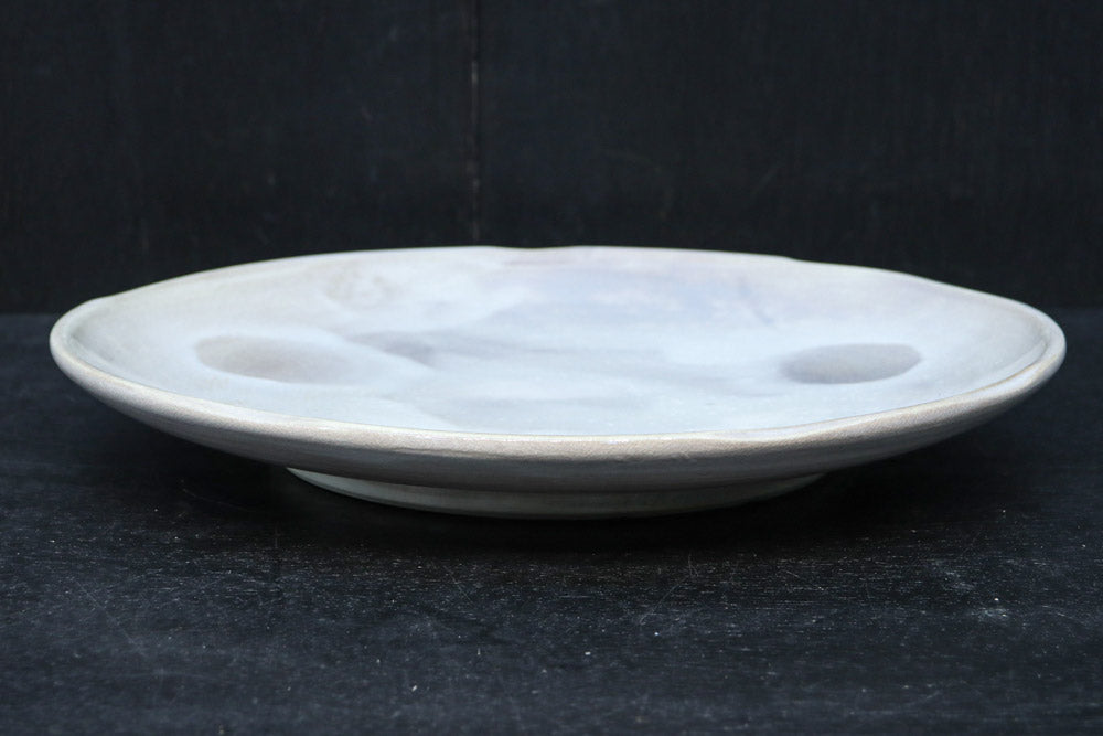 淡く色づく御本の模様が浮かぶ粉引大皿(共箱付き)　DC8778