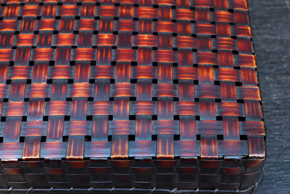 鮮やかな編み目模様の味わい溢れる竹編みの文入れ　DC8779