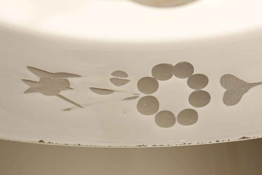 梅の花と小鳥の透かし模様が上品な電笠　DC8791