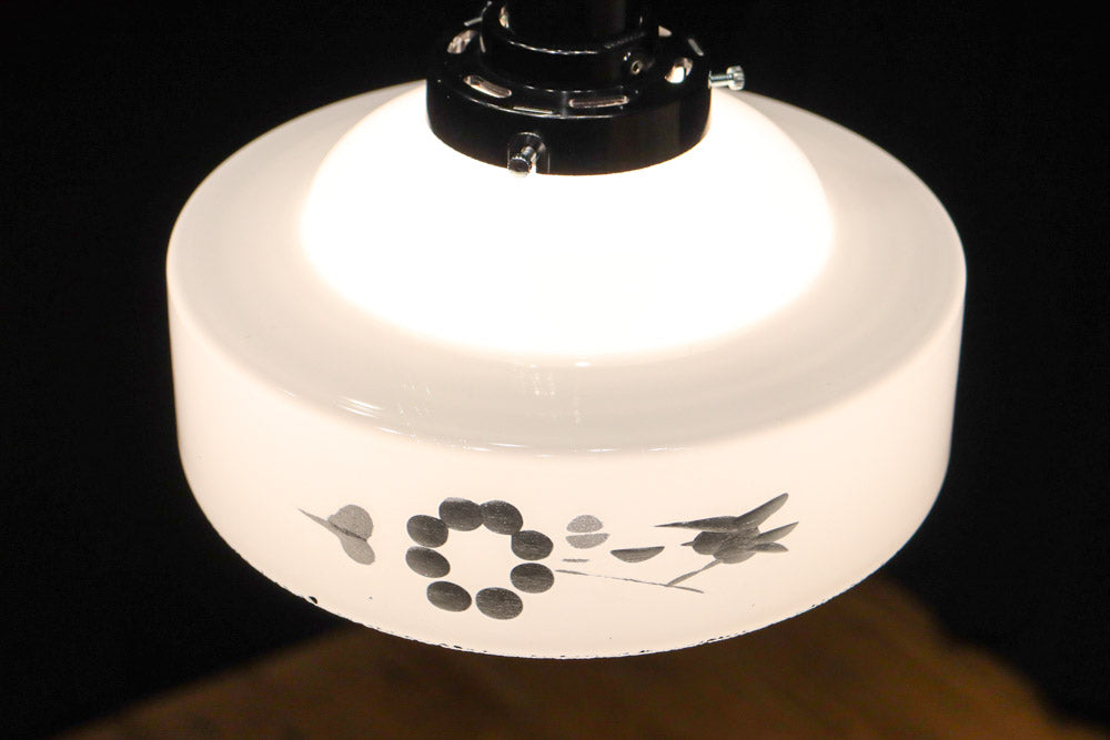 梅の花と小鳥の透かし模様が上品な電笠　DC8791