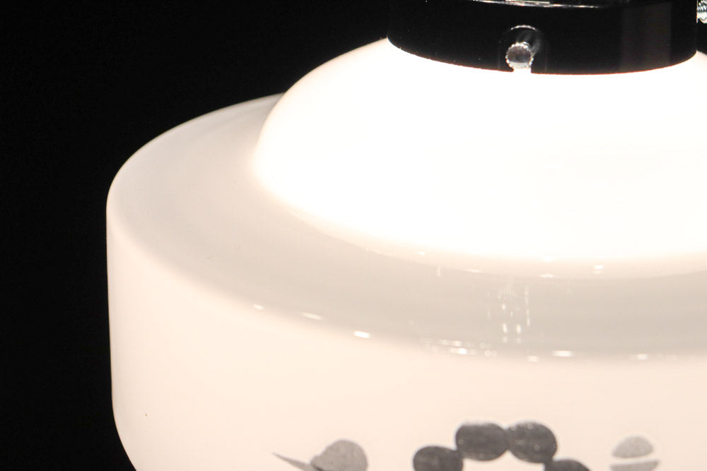 梅の花と小鳥の透かし模様が上品な電笠　DC8791