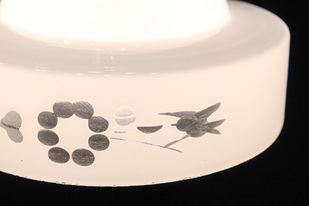 梅の花と小鳥の透かし模様が上品な電笠　DC8791