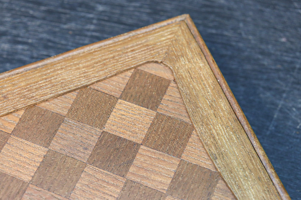 市松模様の寄木細工が引き立つ小箱　DC8792a　在庫(a1:0 a2:1)個