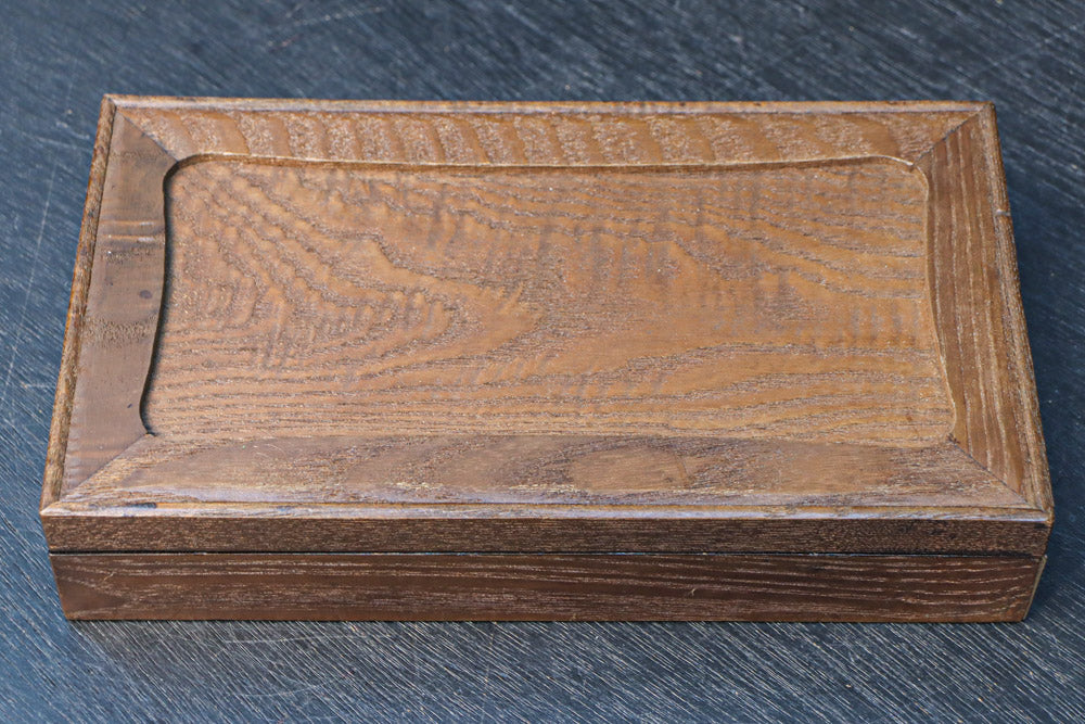 シンプルな装飾で杢目を引き立てる小箱　DC8792b