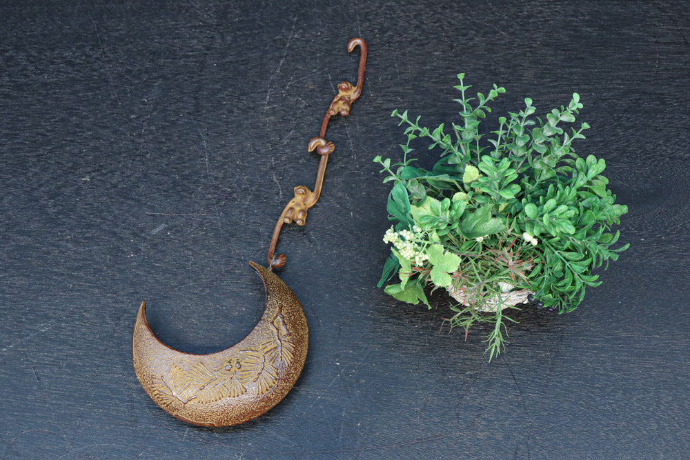 Antique tool (Hanging flower vase) DC8795