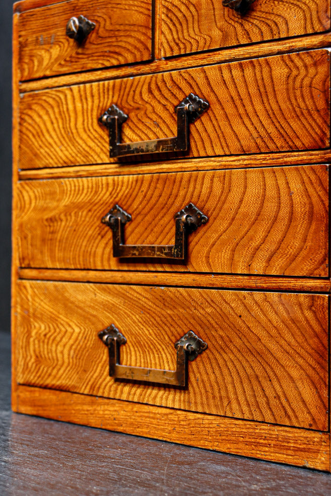 Antique tools DC8799