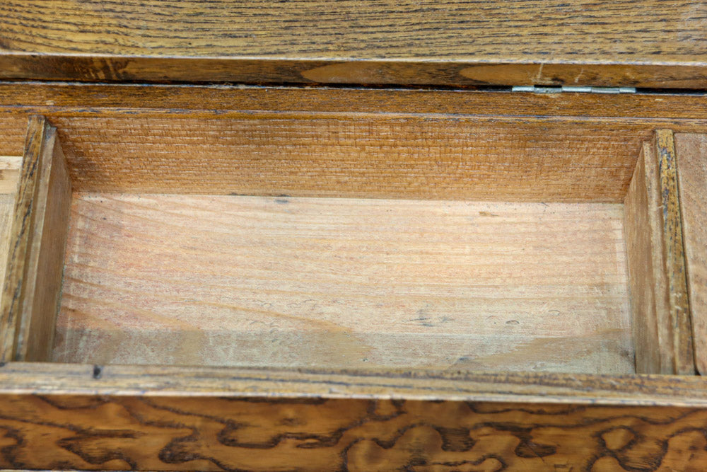 Antique tools DC8807