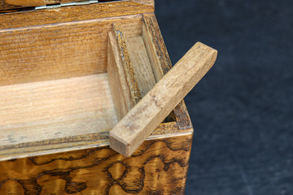 Antique tools DC8807