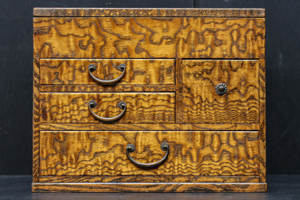 Antique tools DC8807