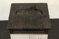 崩し文字で文章を書いた和紙付き角型行灯(あんどん)　DC8810