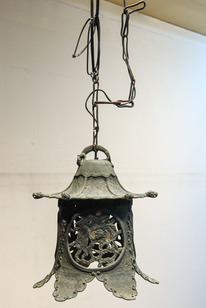 幻想的な雰囲気漂う真鍮製吊り灯籠　DC8812