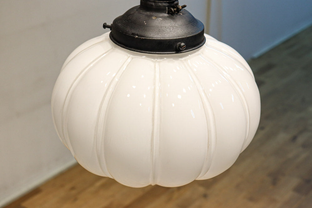 Pressed glass lampshade DC8816