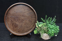 繊細な杢目模様で格調ある面持ちの丸盆　DC8831