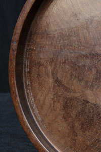 繊細な杢目模様で格調ある面持ちの丸盆　DC8831