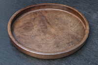 繊細な杢目模様で格調ある面持ちの丸盆　DC8831