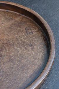 繊細な杢目模様で格調ある面持ちの丸盆　DC8831