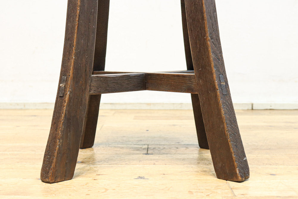 Antique stool DC8834abc