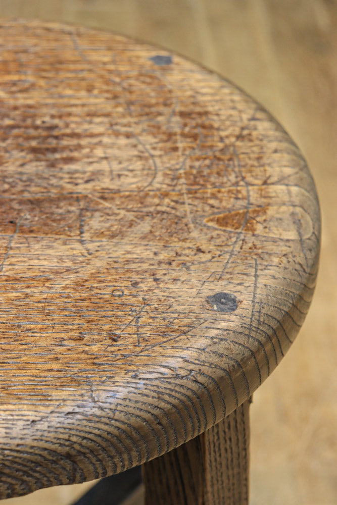 Antique stool DC8834abc