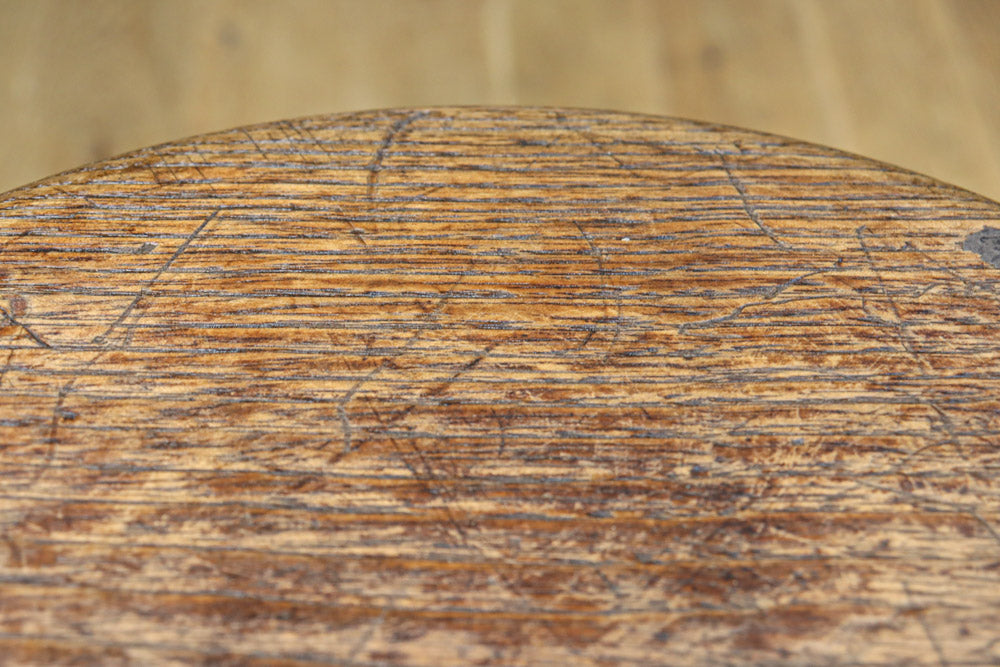 Antique stool DC8834abc