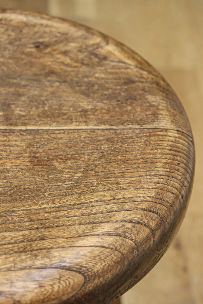 Antique stool DC8834abc