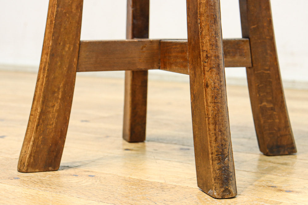 Antique stool DC8834abc