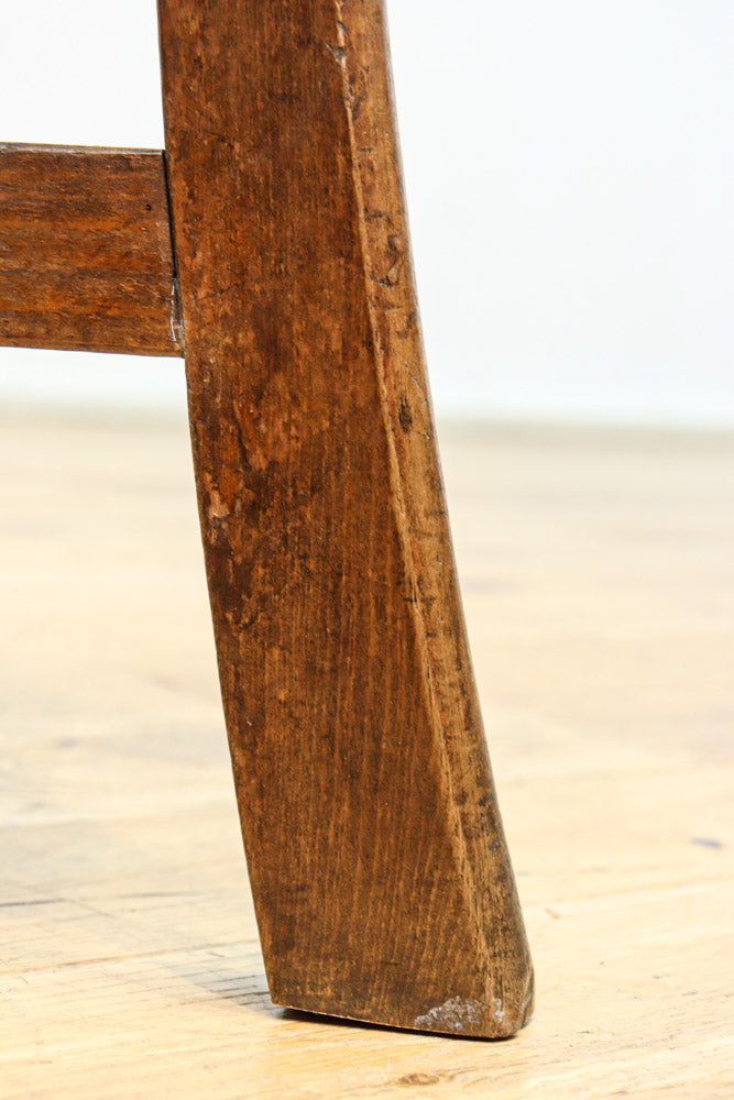 Antique stool DC8834abc