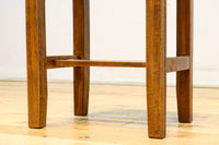 柔らかな風合いの懐かしい味のある角スツール　DC8835abcd　在庫(a:1 b:1 c:1 d:1)脚