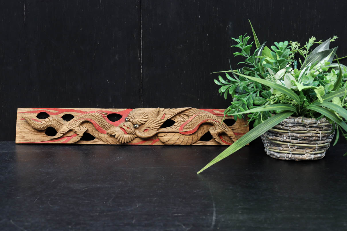 small carved ornaments DC8839