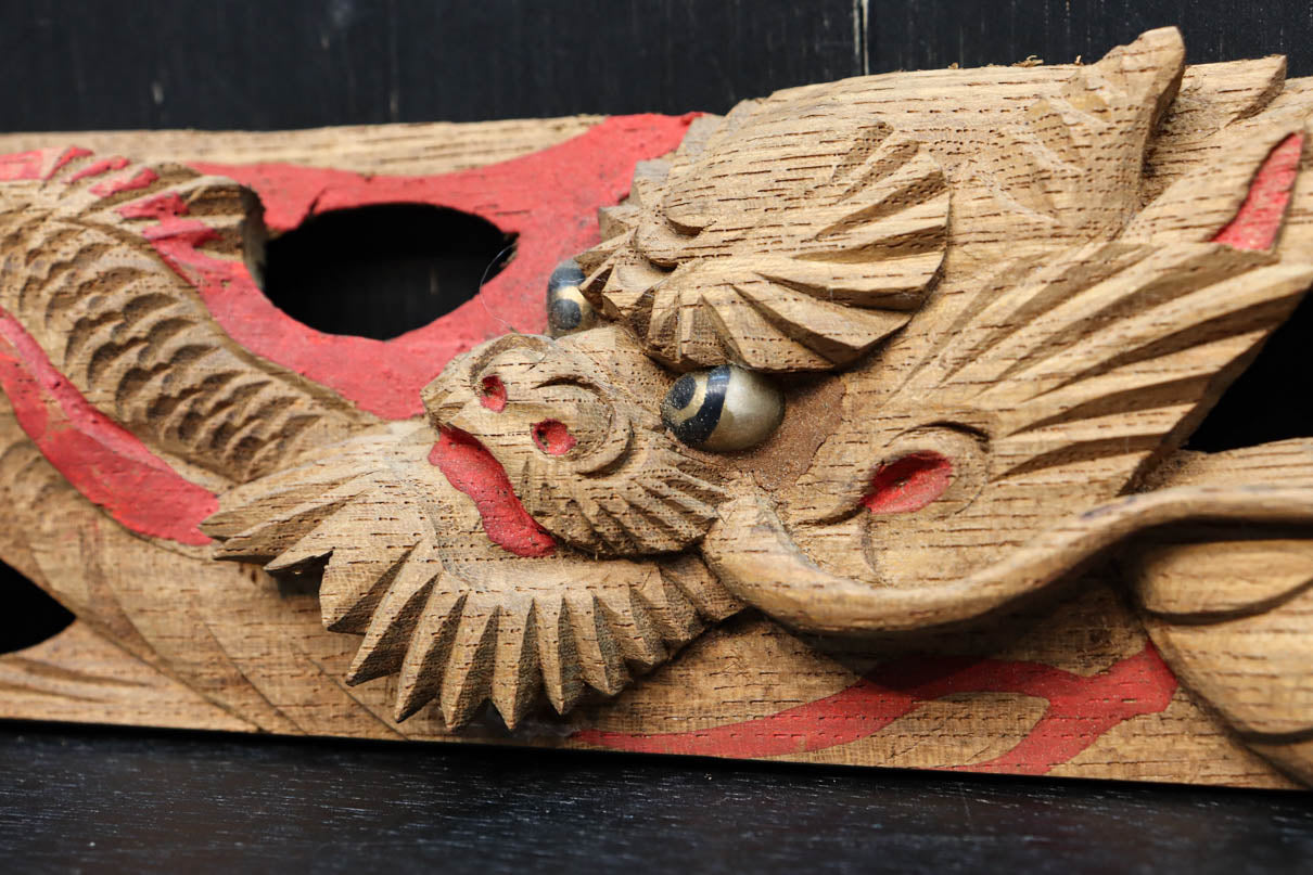 small carved ornaments DC8839