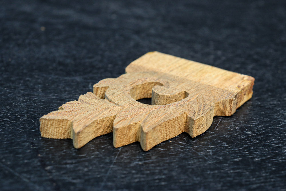Set of 5 small carved ornaments DC8841ab