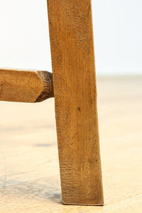 座面の杢目に時代の味わい溢れるスツール　DC8843a-e　在庫(a:1 b:1 c:1 d:1 e:1)脚