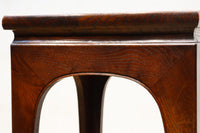 洗練されたデザインで飾り物を引き立てる花台　DC8845