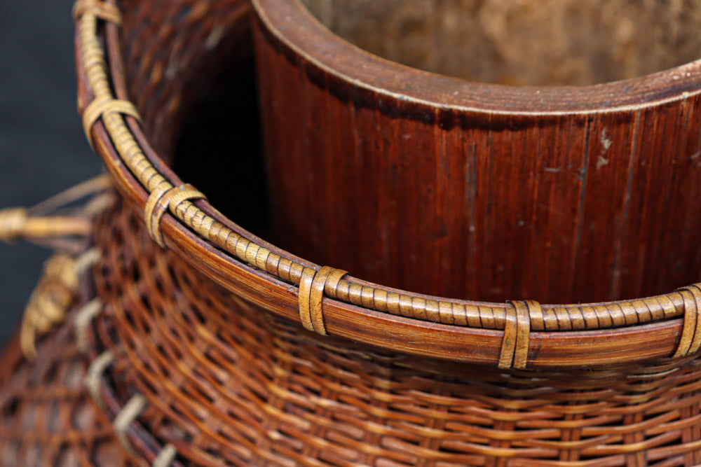 大きな持ち手と籠目模様で華のある花カゴ　DC8855　在庫1組